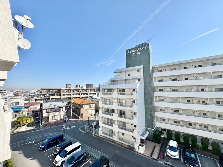 その他 眺望や窓からの景色が良いと、家で過ごす時間も快適です。