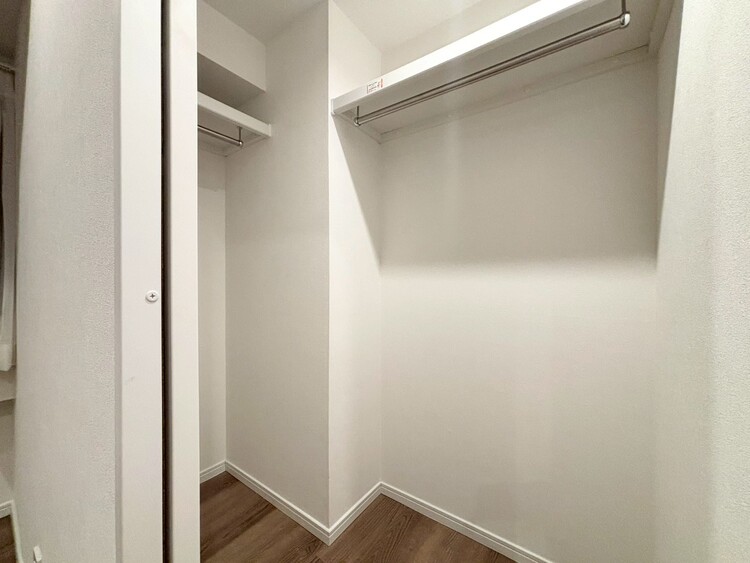 その他 収納スペースが付いていて、お部屋を広く使っていただけます。