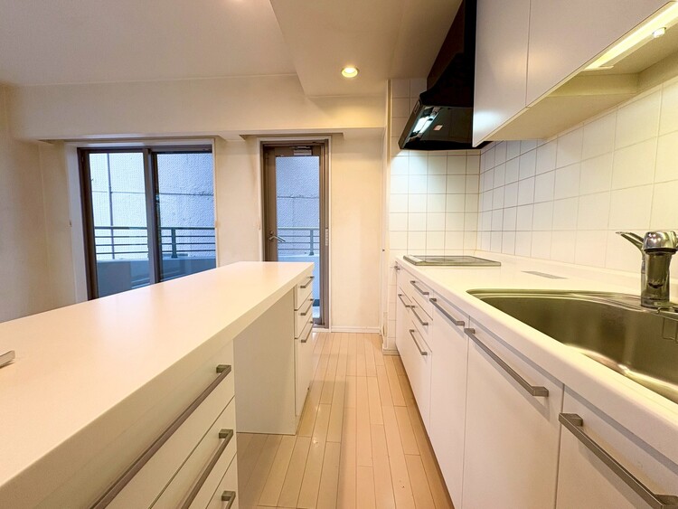 その他 使いやすくスタイリッシュなキッチン空間になっております。