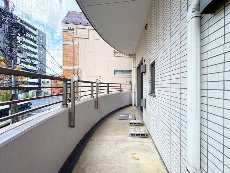 その他 朝の澄んだ空気や、夕方に吹く清々しい風を感じられるバルコニー。