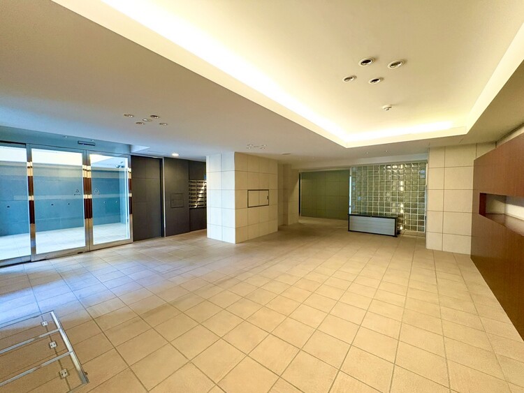 その他 館内は静寂な中が保たれており、管理が行き届いている印象を受けました。