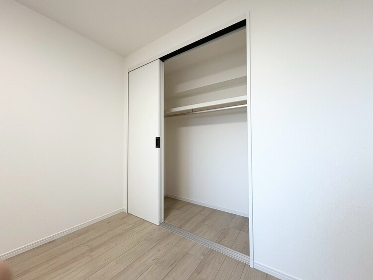 その他 家電やスーツケース、ストック品など何でも片付く嬉しい空間です。