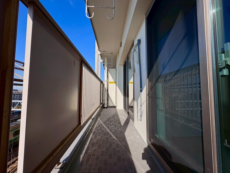 その他 朝の澄んだ空気や、夕方に吹く清々しい風を感じられるバルコニー。