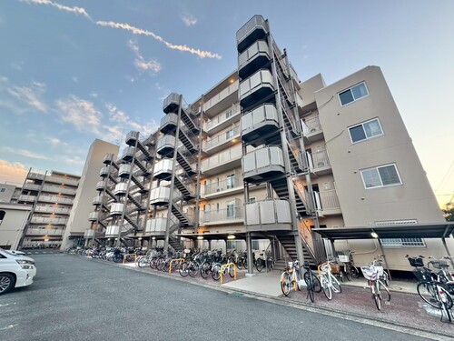 川崎ロイヤルマンションの物件画像