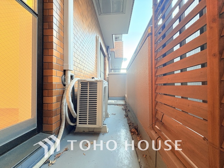 バルコニー 陽当たり良好なバルコニー