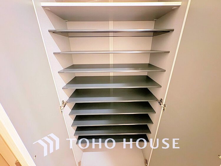 収納 玄関　収納