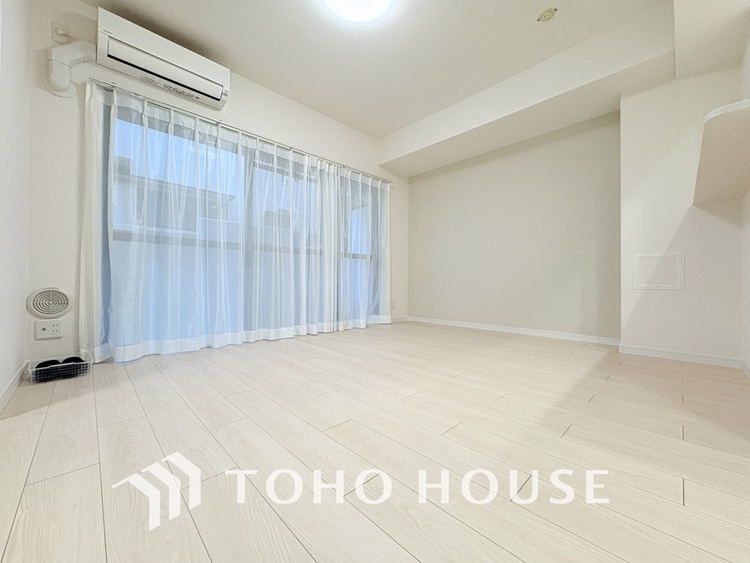 内装 家族みんなが爽やかに過ごせるように、光をたっぷり取り込んだLDK