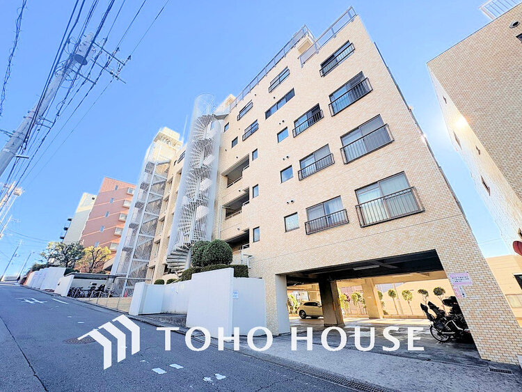 外観 〜「宮前平」駅4分の好立地〜戸建てライクなメゾネットタイプ〜リノベーション済み3LDK〜