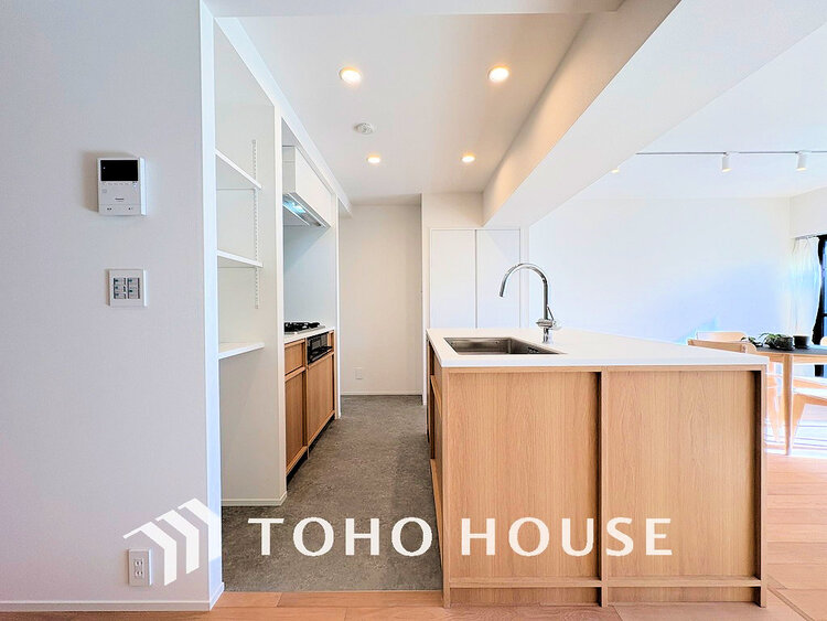 キッチン デザインと機能性を兼ね備えたシステムキッチン