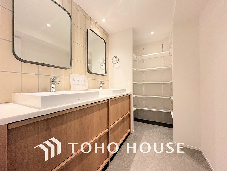 洗面 清潔感のある脱衣場