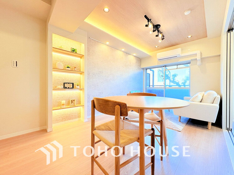 内装 ゆったりとくつろげる上質なリビングダイニング