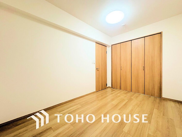 内装 1日の疲れを癒し、心地よく寛げるようゆったりとした広さをしています