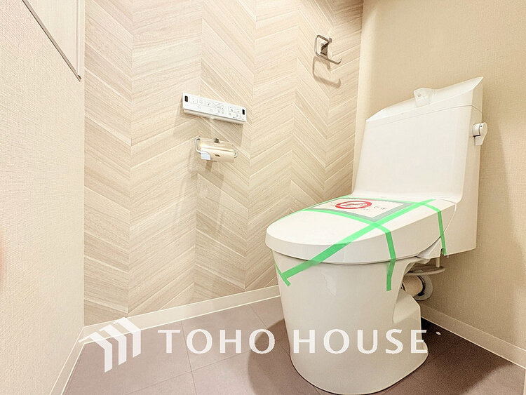 トイレ トイレには快適な温水洗浄便座付