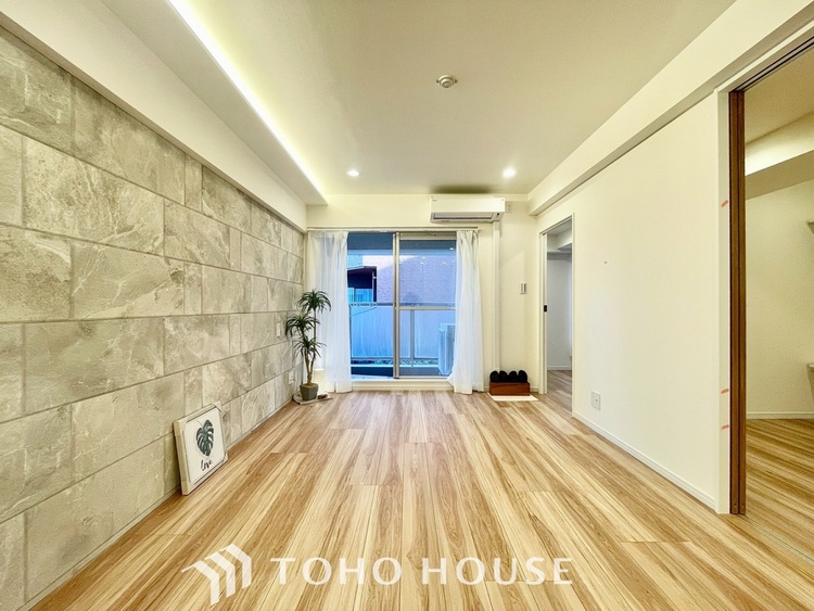 内装 【LIVING】◆煌びやか◆愛おしい家族との団欒の時間をより一層幸せなものに感じさせる煌びやかなLDK。輝かしい毎日が待っています。