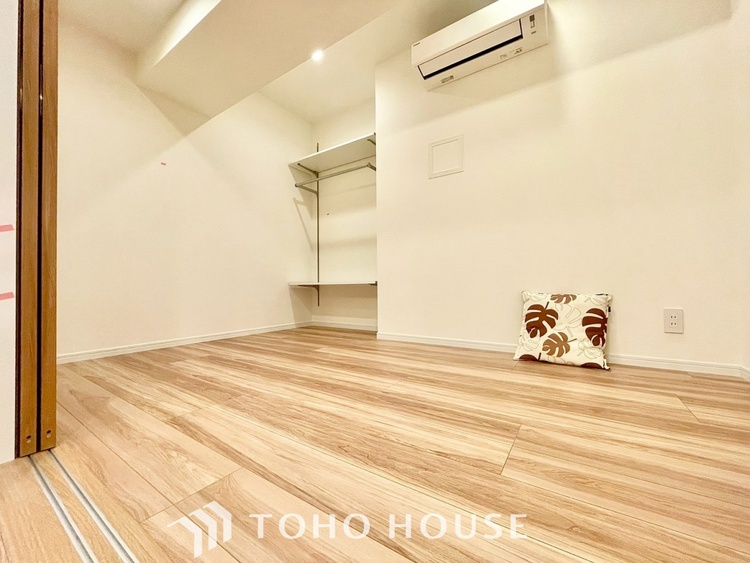 内装 【PRIVATE ROOM】◆快適◆な暮らしに不可欠な収納スペース。快適さとともに思い出も詰まっていく。