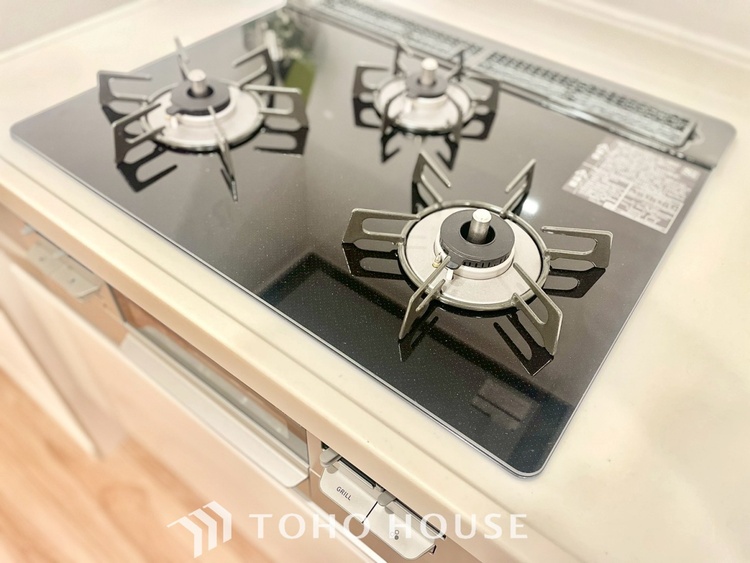 キッチン 【KITCHEN】◆ワクワク◆開放的で機能性も高いシステムキッチン。お子様は毎日のご飯にワクワク！