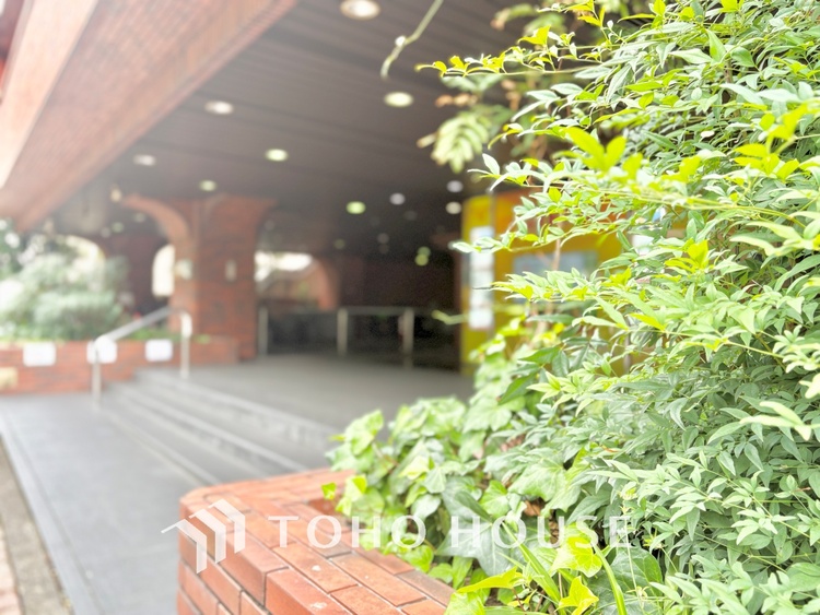 エントランス たくさんのことを感じていただけます。是非一度ご見学くださいませ。