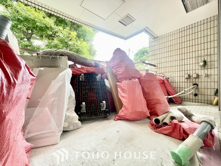 内装 《改装中》◆プライベートな時間◆最高な暮らしにはこの空間が必要。家族のふれあいも大切にしつつ、自分の空間も大切にしたい。