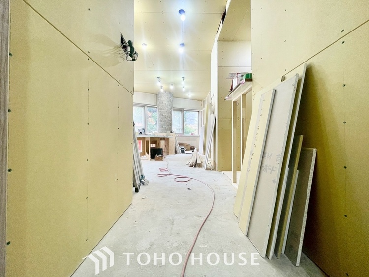 キッチン 《改装中》◆家族のおはよう◆の声を笑顔で迎えてあげられるシステムキッチン。朝ごはんが楽しみでちょっと早起きしたくなるんです。