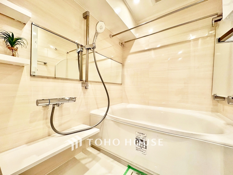 風呂 ◆夏の海の空◆あの頃の夏空のブルースカイ。太陽と潮のかおりが僕の鼻をかすめのんびりとしたリゾート地の情景が思い浮かぶ。心地よい夏の思い出のかおりを。