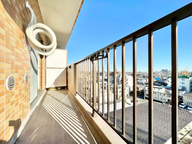 その他 朝の澄んだ空気や、夕方に吹く清々しい風を感じられるバルコニー。