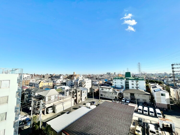 その他 眺望や窓からの景色が良いと、家で過ごす時間も快適です。