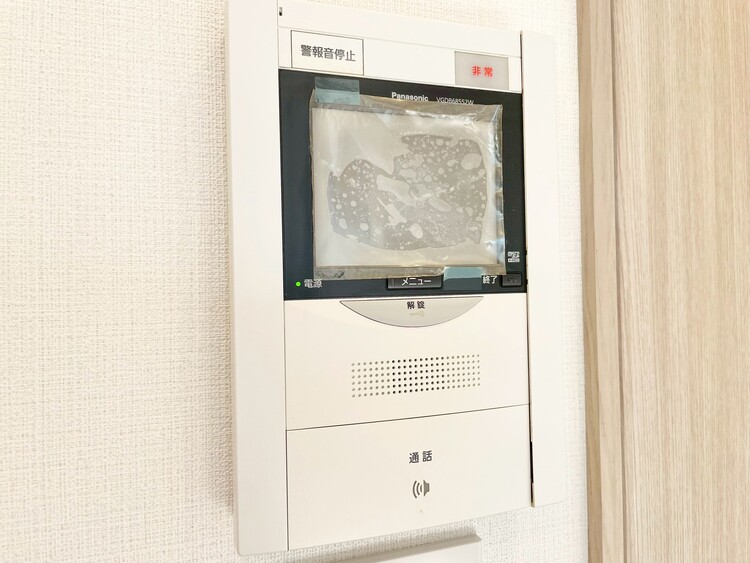 その他 誰が来てもわかる様にモニター付きインターホンを設置。