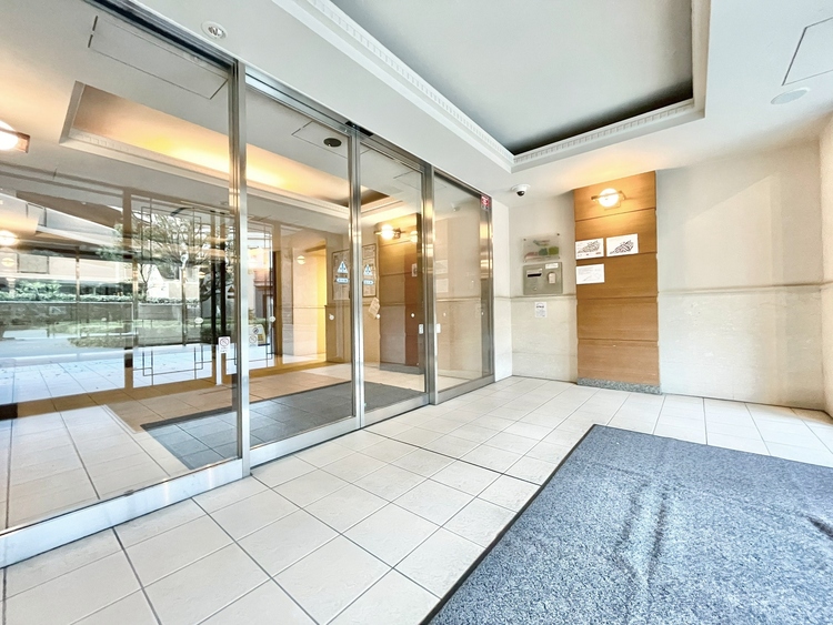 その他 館内は静寂な中が保たれており、管理が行き届いている印象を受けました。