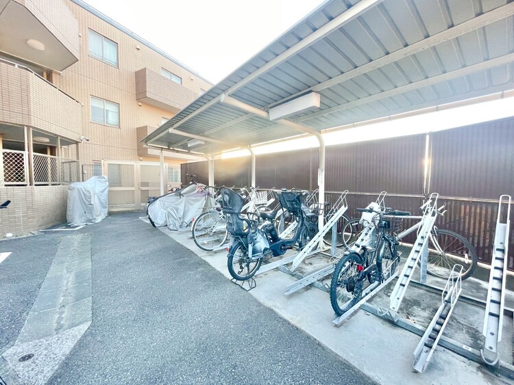 その他 駐輪場も綺麗に整頓されています。※空き状況は都度ご確認下さい。