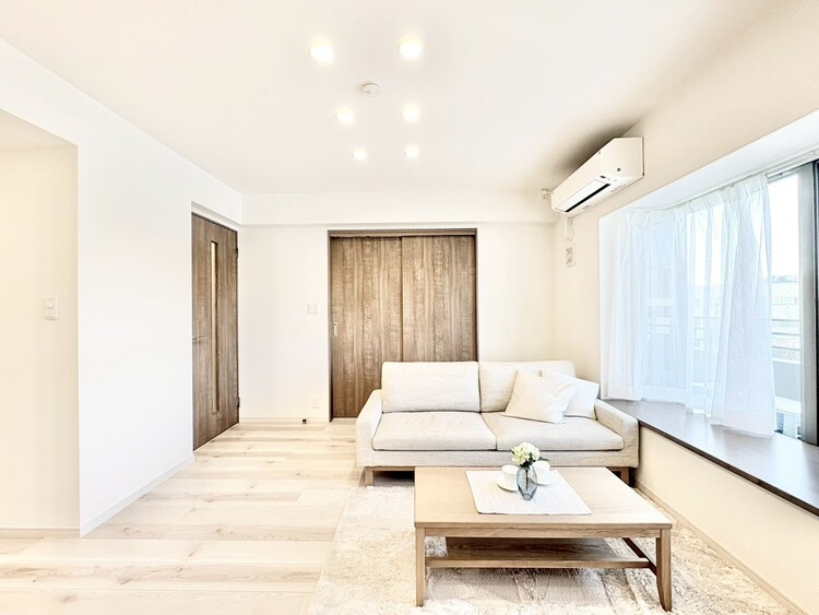 その他 シンプルな内装と偏り過ぎないデザインで統一しました。