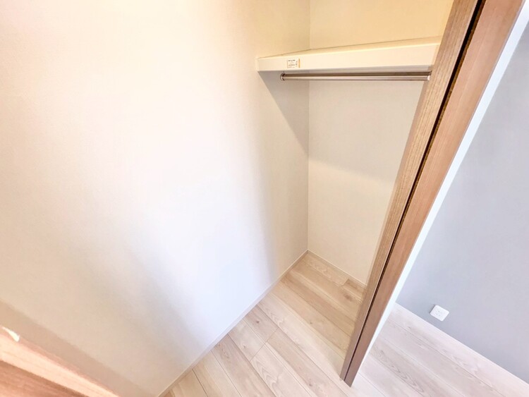 その他 収納スペースが付いていて、お部屋を広く使っていただけます。