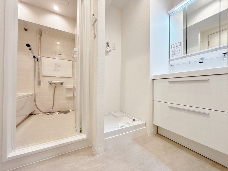 その他 ※CG加工により家具を再現しております。十分な広さの脱衣所。