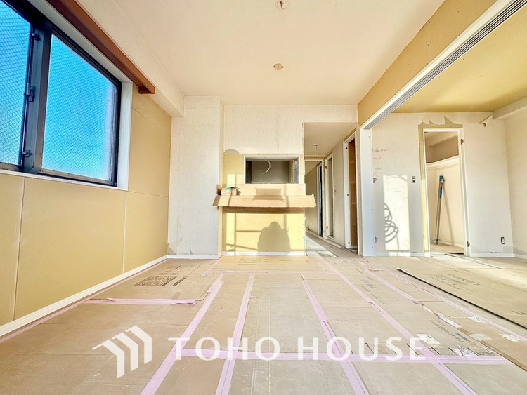 内装 現在改装中◆眩い◆光が燦々と入り、家族の笑顔を照らす。「いつまでも続いて」と願う夢のような毎日がここにある。