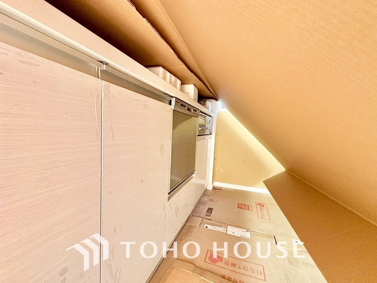 キッチン 現在改装中◆家族のおはよう◆の声を笑顔で迎えてあげられるシステムキッチン。朝ごはんが楽しみでちょっと早起きしたくなるんです。