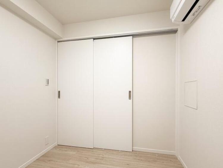 内装 独立性を高めたお部屋。収納スペースもあります。