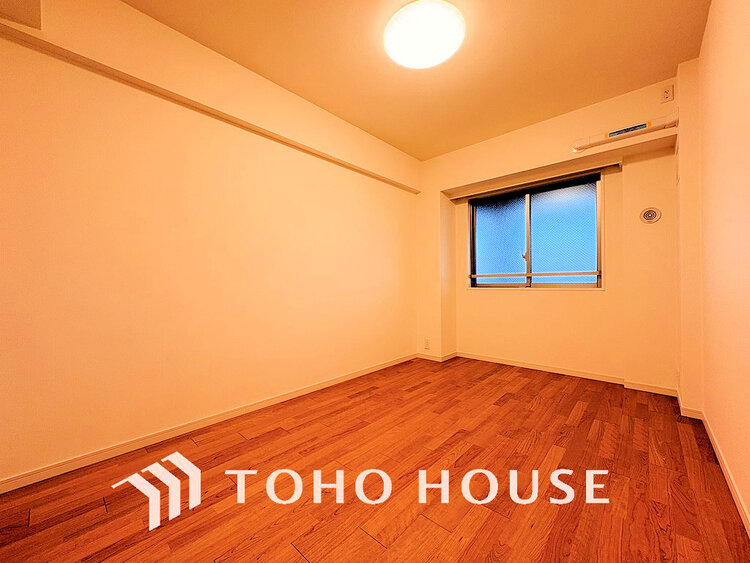 内装 1日の疲れを癒し、心地よく寛げるようゆったりとした広さをしています