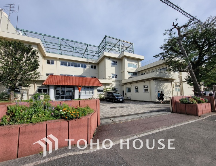 周辺 横浜市立万騎が原中学校　距離1200m