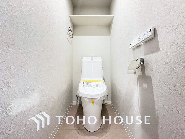 トイレ トイレには快適な温水洗浄便座付