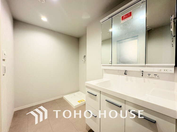 洗面 清潔感のある脱衣場