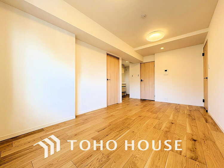 内装 広がりのある住空間、家族が集まるリビング・ダイニング