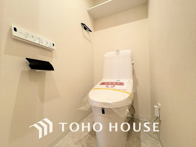 トイレ トイレには快適な温水洗浄便座付