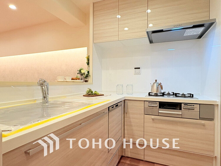 キッチン シンプルな部屋の雰囲気に溶け合うナチュラルキッチン