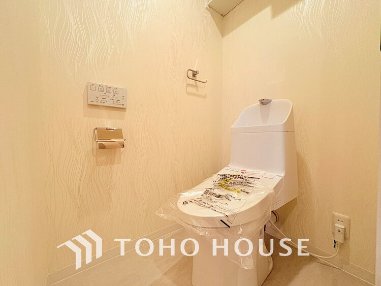 トイレ トイレには快適な温水洗浄便座付