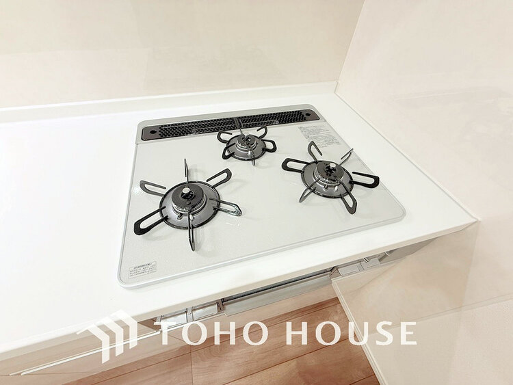 その他 3口ガスコンロでお料理のスピードもUP。効率よくお料理できますね