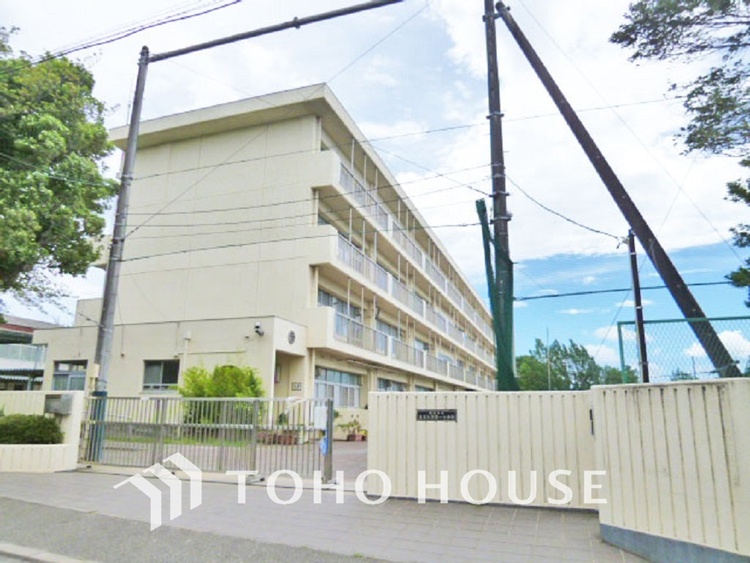 周辺 横浜市立あざみ野第一小学校　距離800m