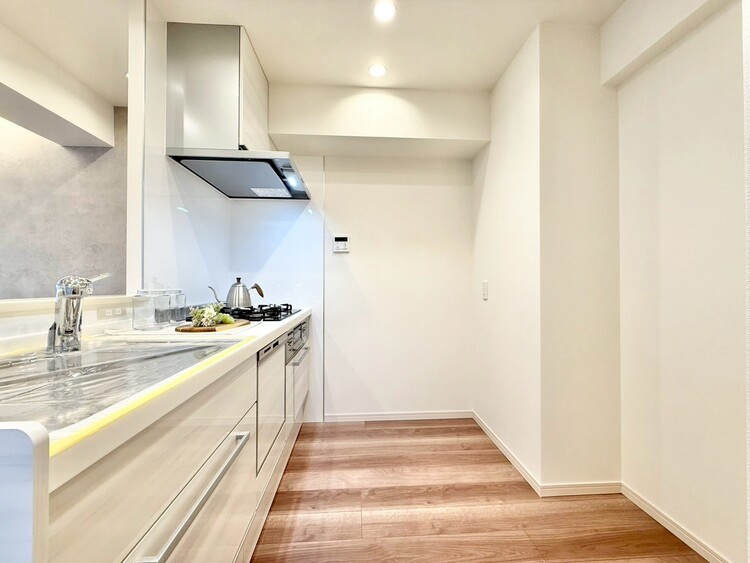 その他 開放感のあるキッチンスペース。調理をしながら、会話も弾みそうですね。