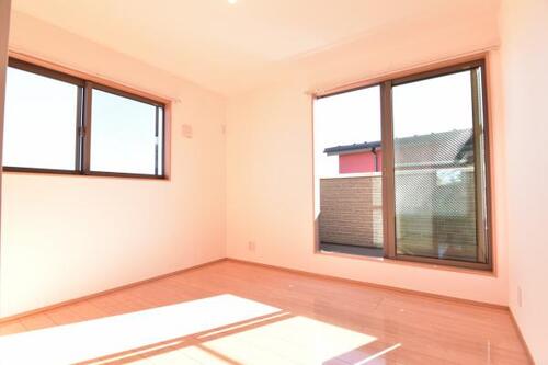 中区本牧元町　中古一戸建ての物件画像