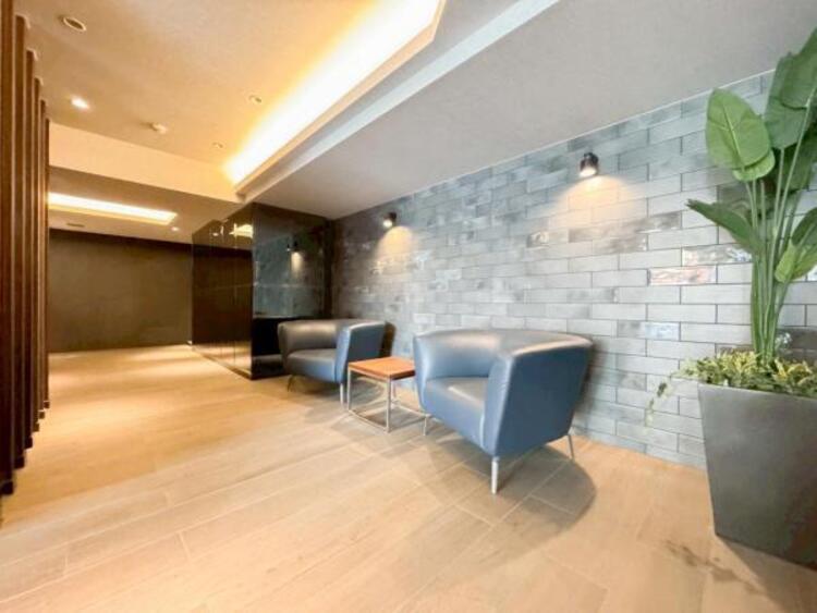 エントランス 明るい雰囲気に話が弾みます!! 