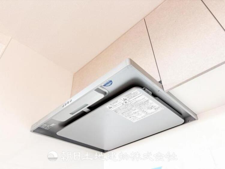 その他 臭いを強力に排気してくれるレンジフードはお手入れも楽です！
