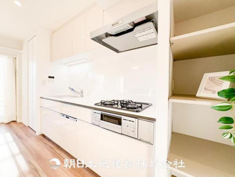 キッチン 毎日使う場所だからこそ、ストレスなく使えて、スムーズな家事ができる空間になっております。